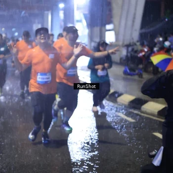 Runner Photo 7917702