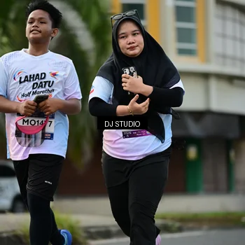 Runner Photo 7917708