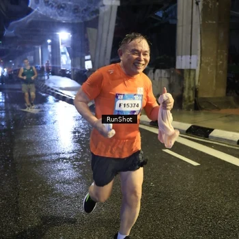 Runner Photo 7917711