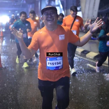 Runner Photo 7917712