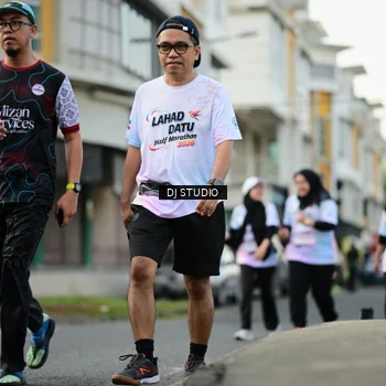Runner Photo 7917717