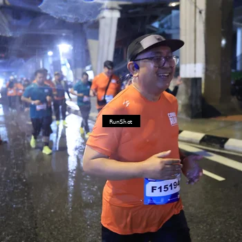 Runner Photo 7917748