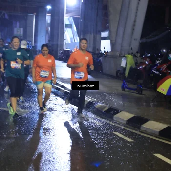 Runner Photo 7917750