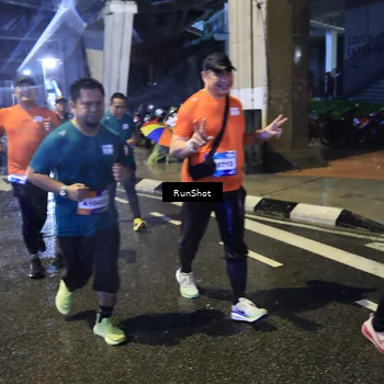 Runner Photo 7917788