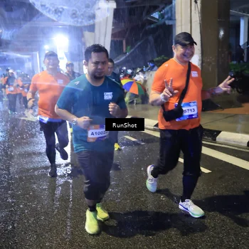 Runner Photo 7917799
