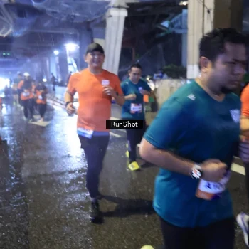 Runner Photo 7917807