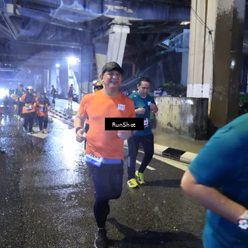 Runner Photo 7917812