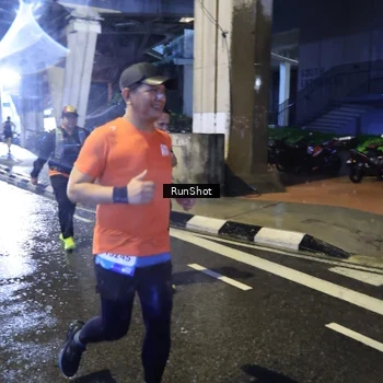 Runner Photo 7917827