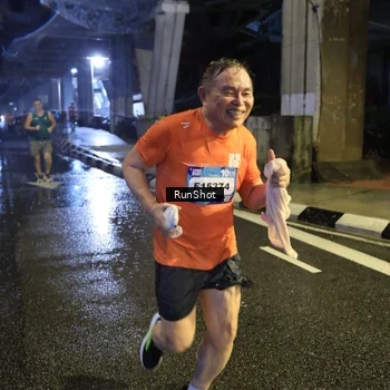 Runner Photo 7917840