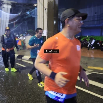 Runner Photo 7917841