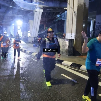 Runner Photo 7917861