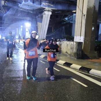 Runner Photo 7917895