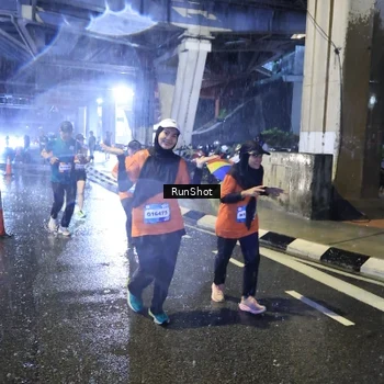 Runner Photo 7917898