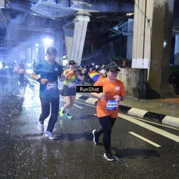 Runner Photo 7917943