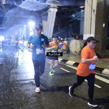Runner Photo 7917952
