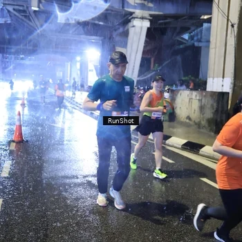 Runner Photo 7917954