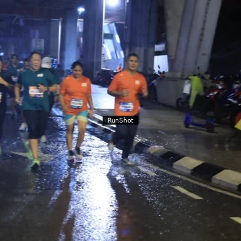 Runner Photo 7917964