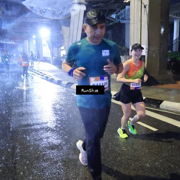 Runner Photo 7917974