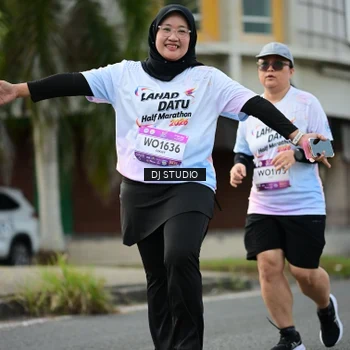 Runner Photo 7917975