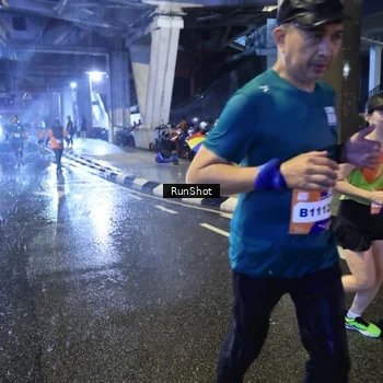 Runner Photo 7917983