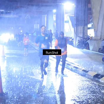 Runner Photo 7918010