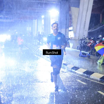 Runner Photo 7918044