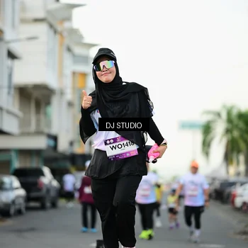 Runner Photo 7918048