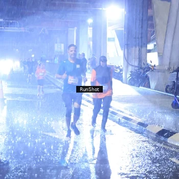 Runner Photo 7918049