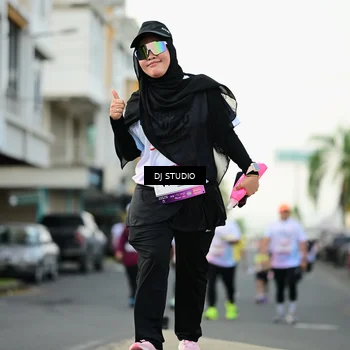 Runner Photo 7918057
