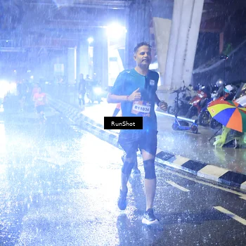 Runner Photo 7918058