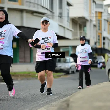 Runner Photo 7918071