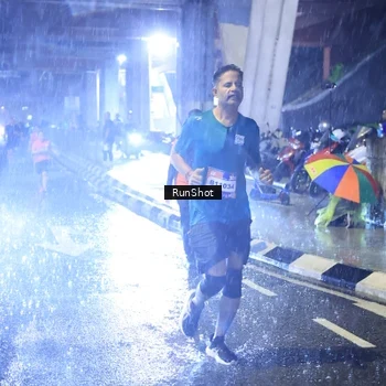 Runner Photo 7918072
