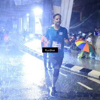 Runner Photo 7918075