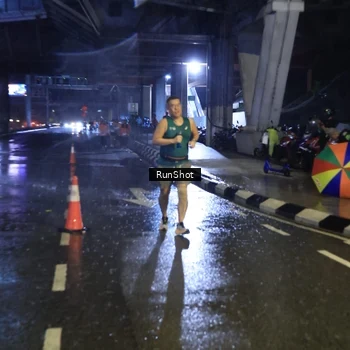 Runner Photo 7918076