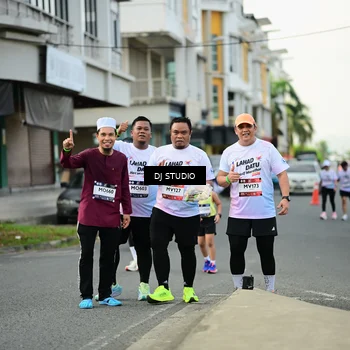 Runner Photo 7918078