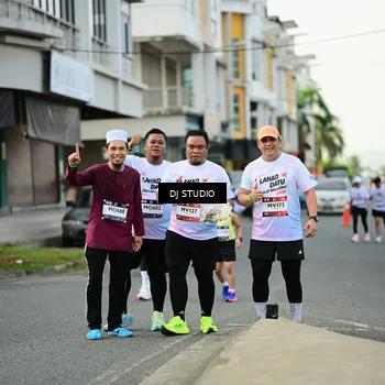 Runner Photo 7918079