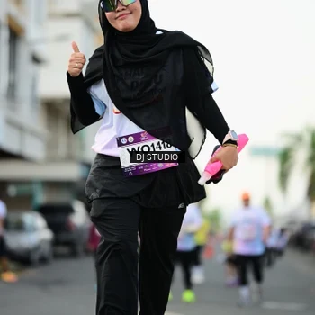 Runner Photo 7918082