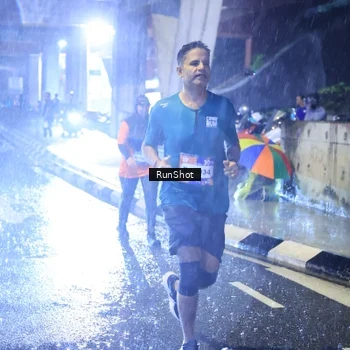 Runner Photo 7918084