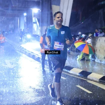 Runner Photo 7918096