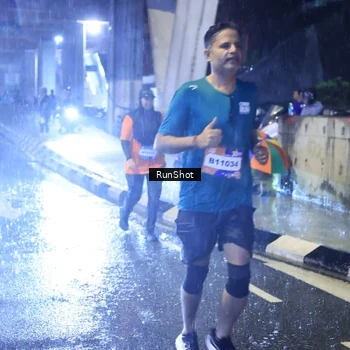 Runner Photo 7918108