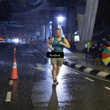 Runner Photo 7918147