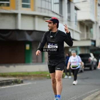 Runner Photo 7918163