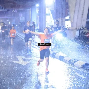 Runner Photo 7918172