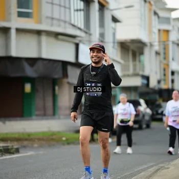 Runner Photo 7918173