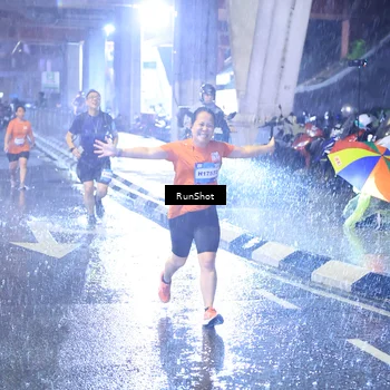 Runner Photo 7918191