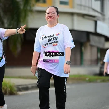 Runner Photo 7918200