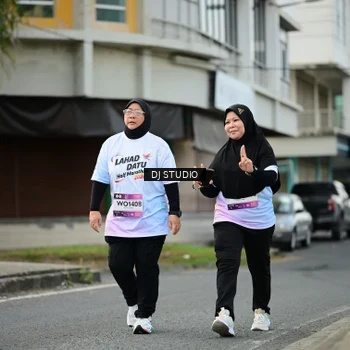 Runner Photo 7918228