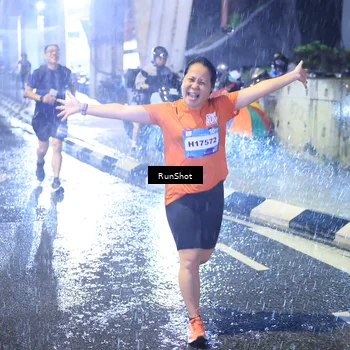 Runner Photo 7918233
