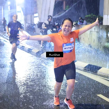 Runner Photo 7918242