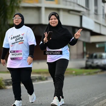 Runner Photo 7918244